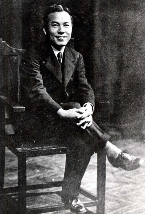 청년시절의 인촌 김성수선생 1930년 영국 방문시.