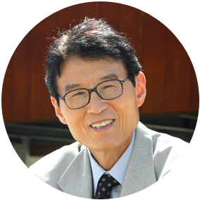  이기웅 