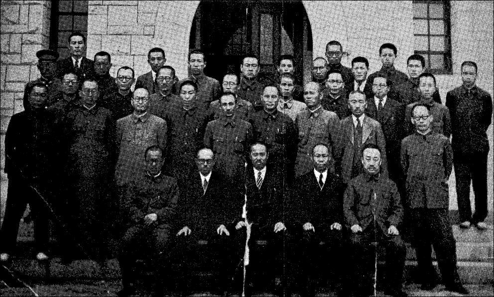 1943년 개교 38주년 맞은 보성전문학교 주역들